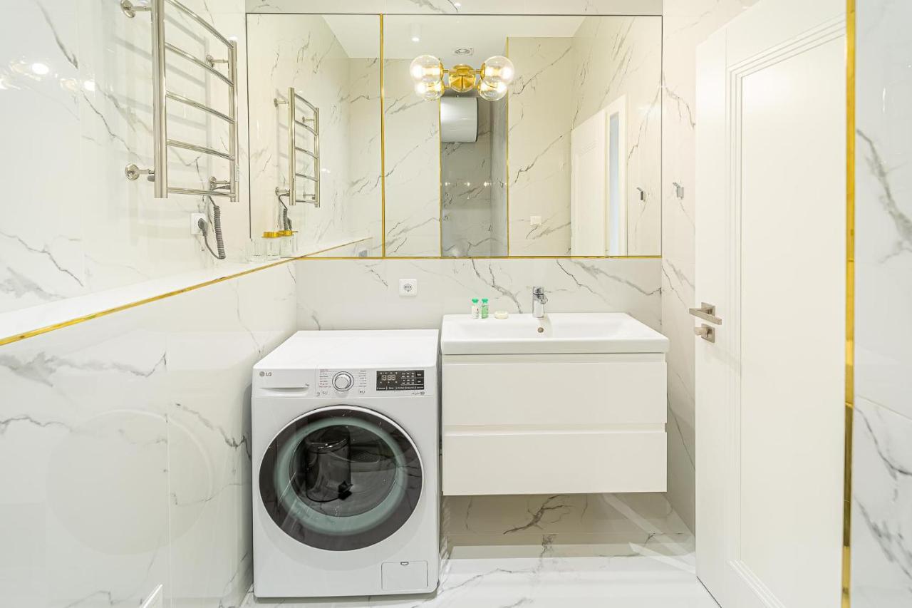 Modern Loft Apartment W/Free Parking No.3 Marijampole Luaran gambar