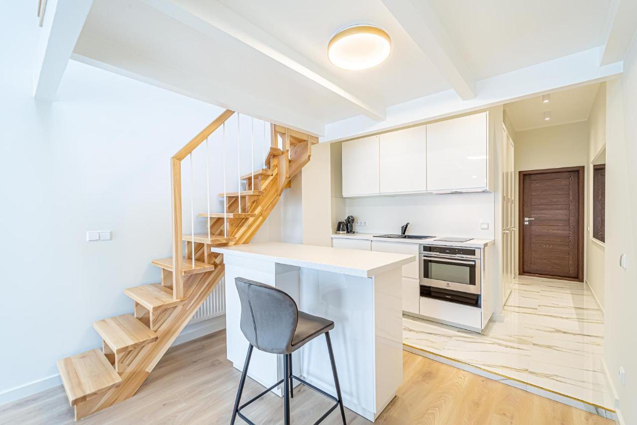 Modern Loft Apartment W/Free Parking No.3 Marijampole Luaran gambar